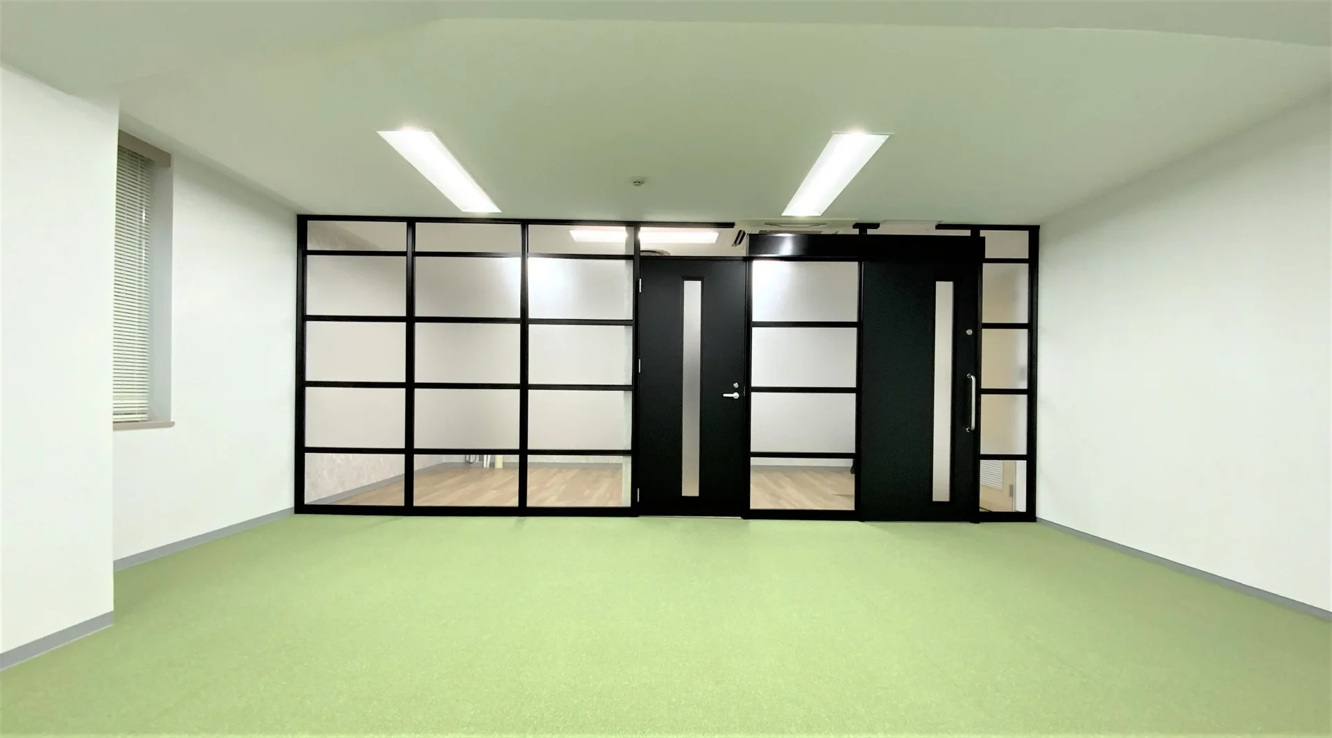 徹底的なコストカットで